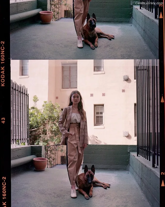 Lukita Maxwell photo 2 of 317