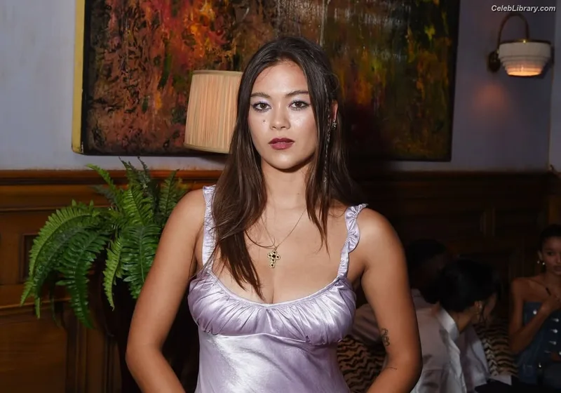Lukita Maxwell photo 7 of 317