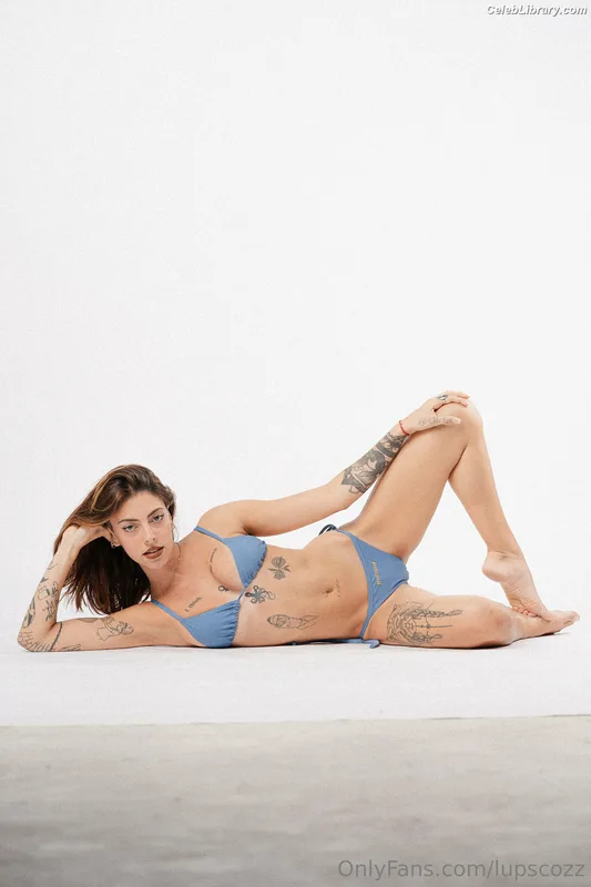 Lupe Cozzolino photo 14 of 161