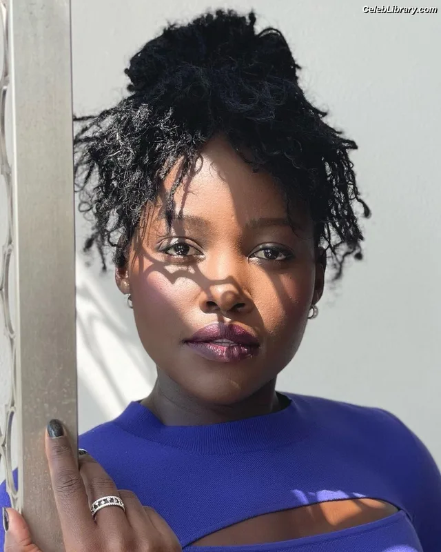 Lupita Nyong'o photo 2 of 77