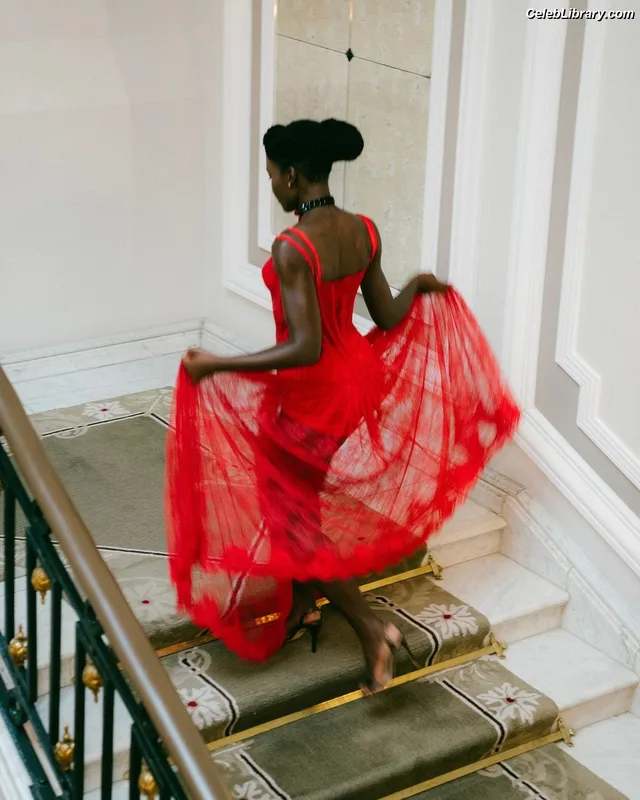 Lupita Nyong'o photo 5 of 77