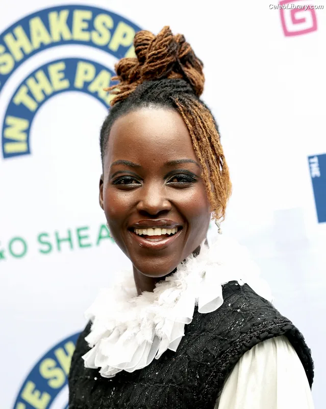 Lupita Nyong'o photo 1 of 77