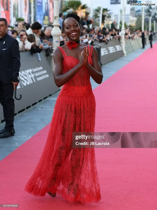 Lupita Nyong'o photo 22 of 77