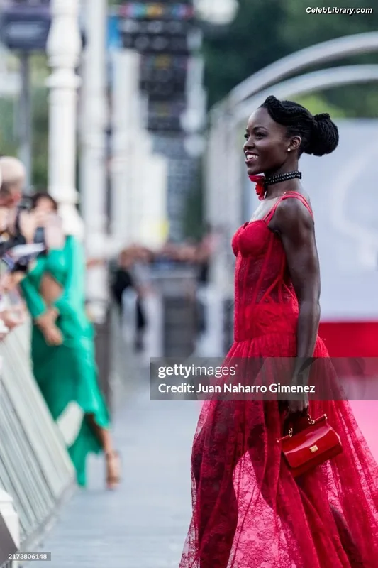 Lupita Nyong'o photo 5 of 77