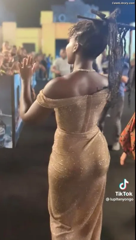 Lupita Nyong'o photo 18 of 77