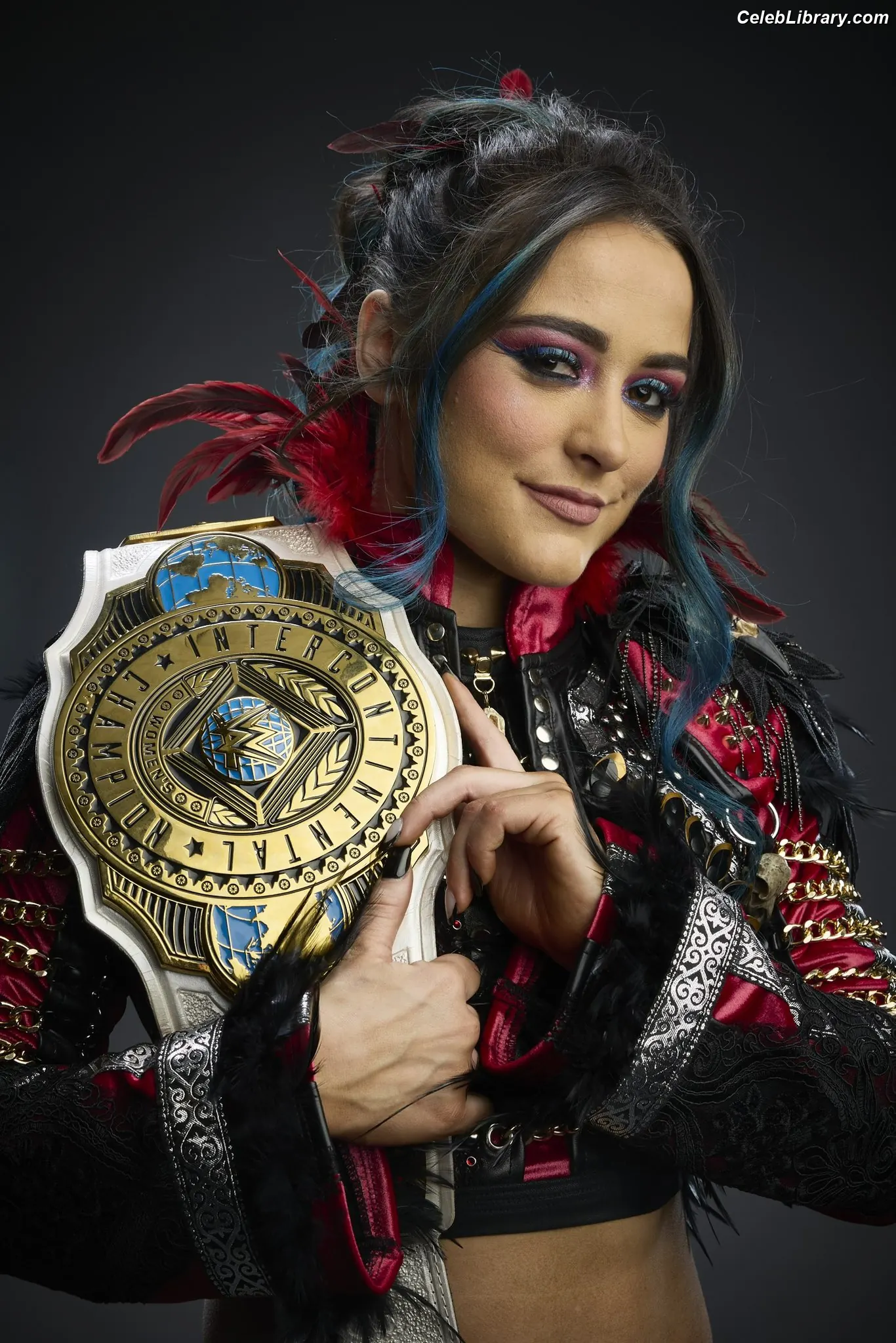 Lyra Valkyria photo 21 of 816