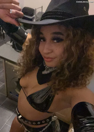 Lyric Swann