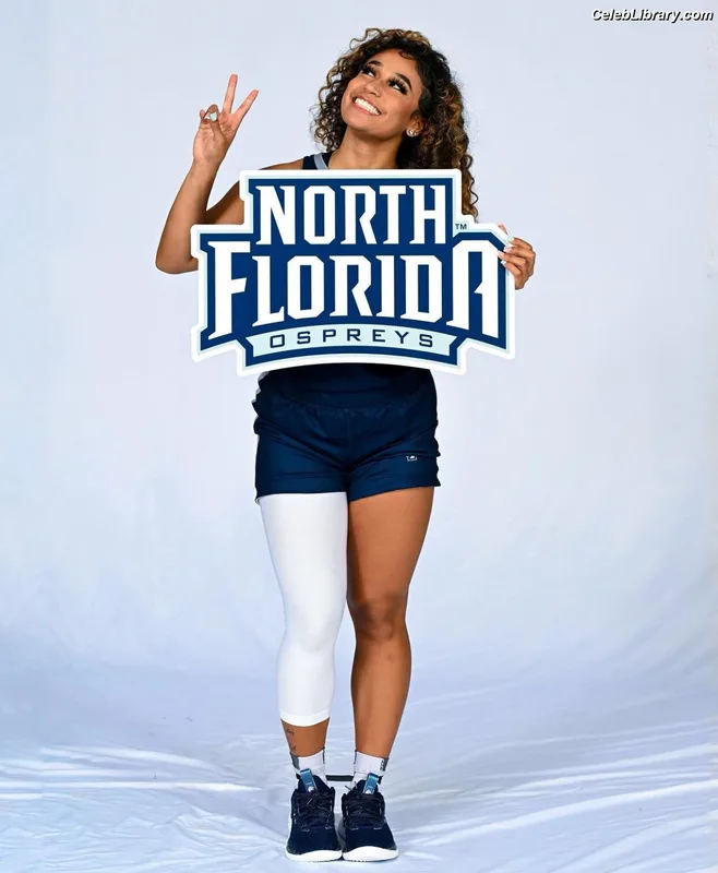 Lyric Swann photo 24 of 63