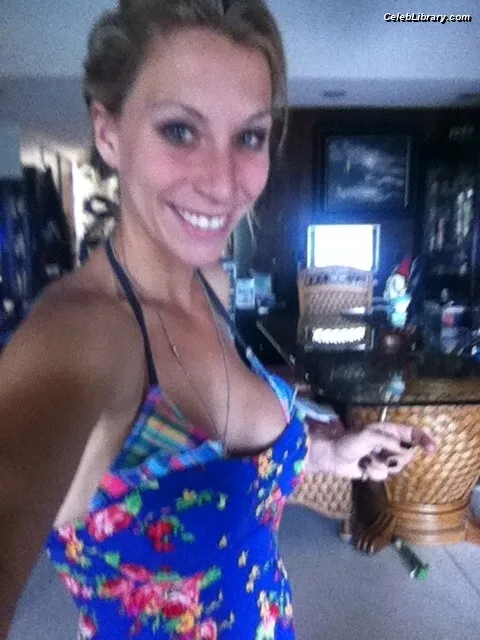 Lyssa Chapman photo 1 of 58