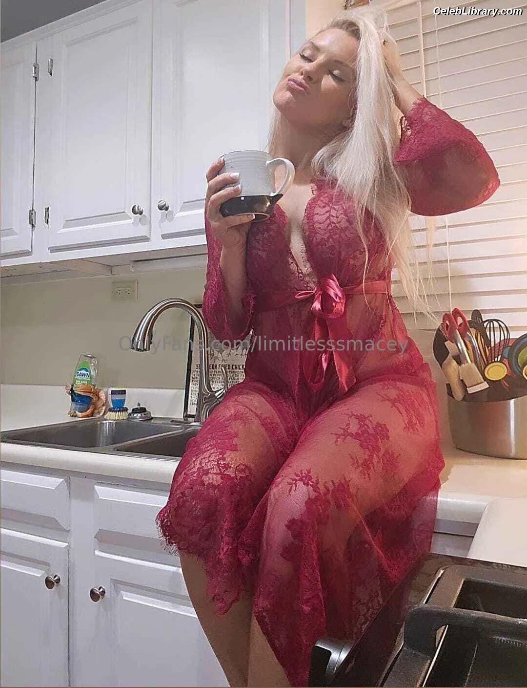Macey Estrella photo 5 of 1722