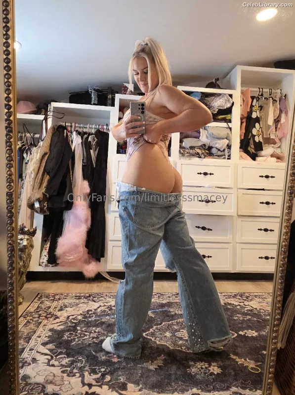 Macey Estrella photo 18 of 1721