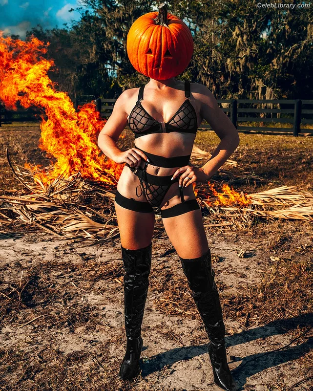 Macey Estrella photo 17 of 1721