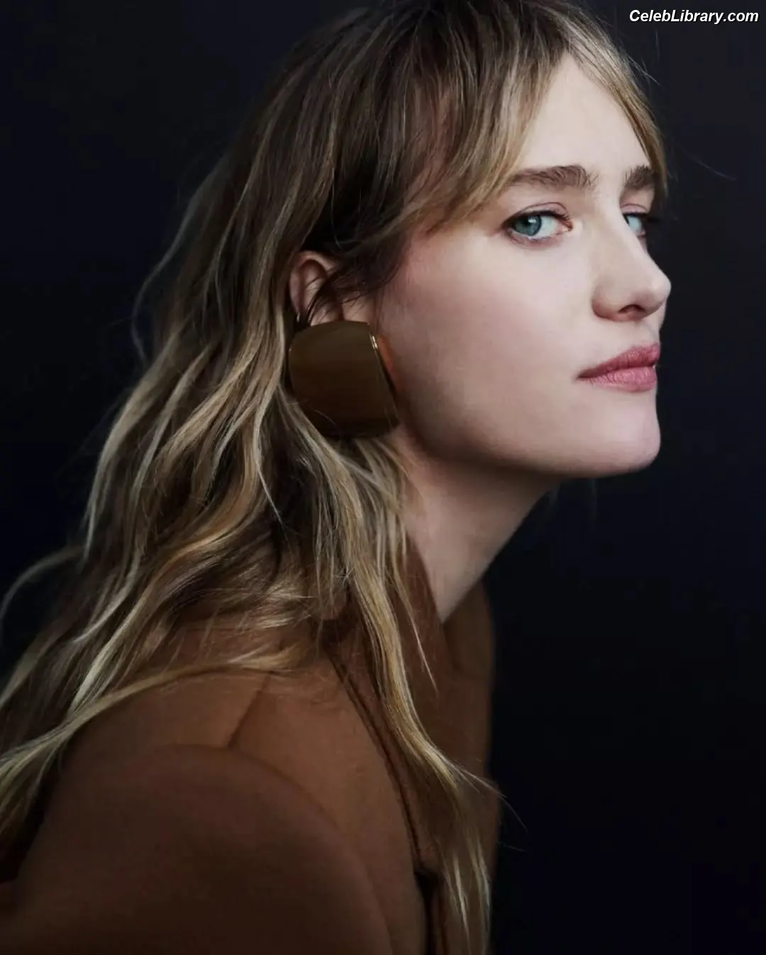 Mackenzie Davis photo 4 of 42