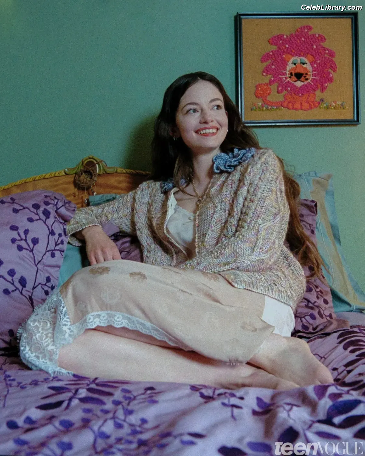 Mackenzie Foy photo 6 of 90