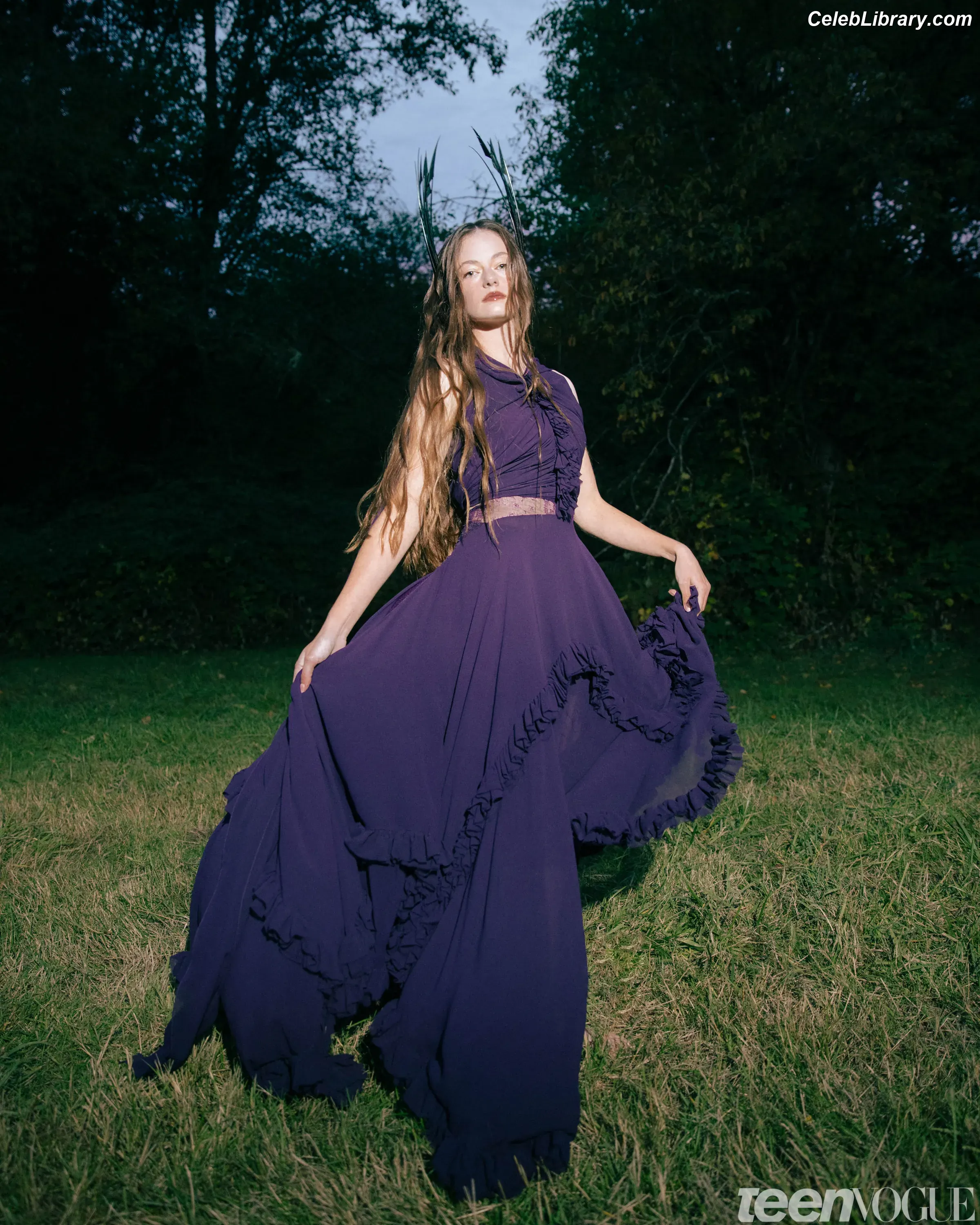 Mackenzie Foy photo 22 of 90