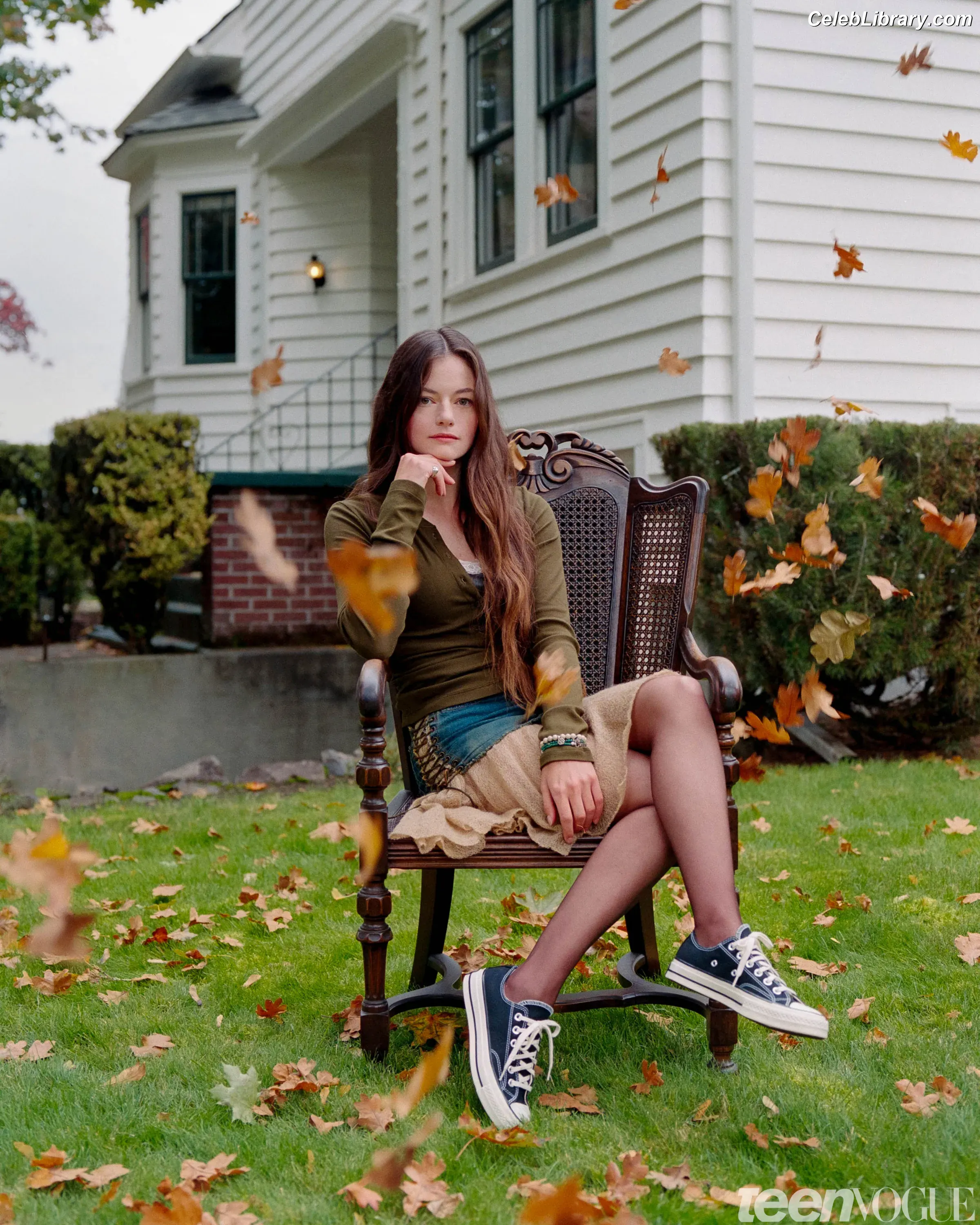 Mackenzie Foy photo 13 of 90