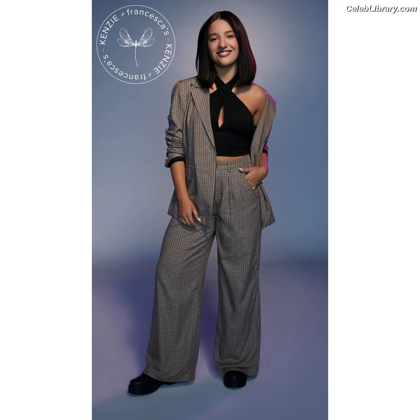 Mackenzie Ziegler photo 3 of 1166
