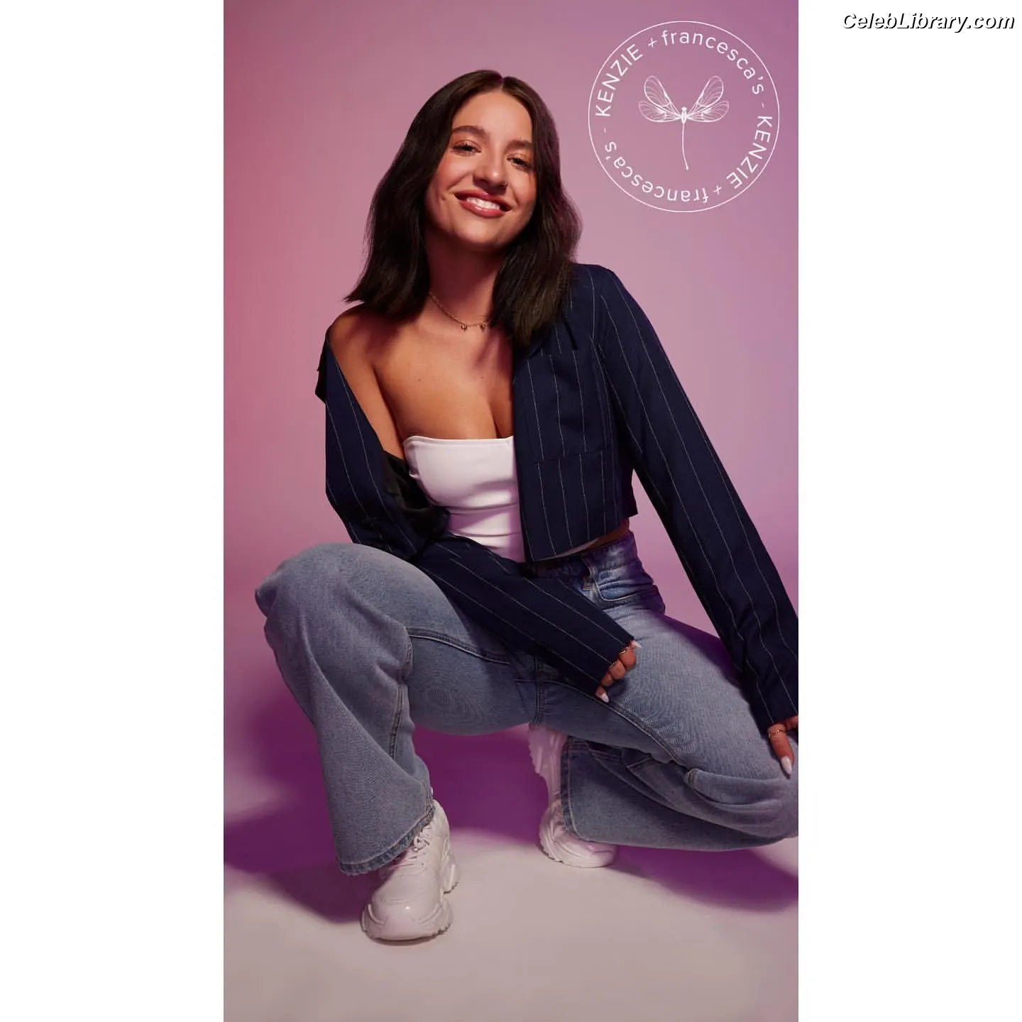Mackenzie Ziegler photo 20 of 1166