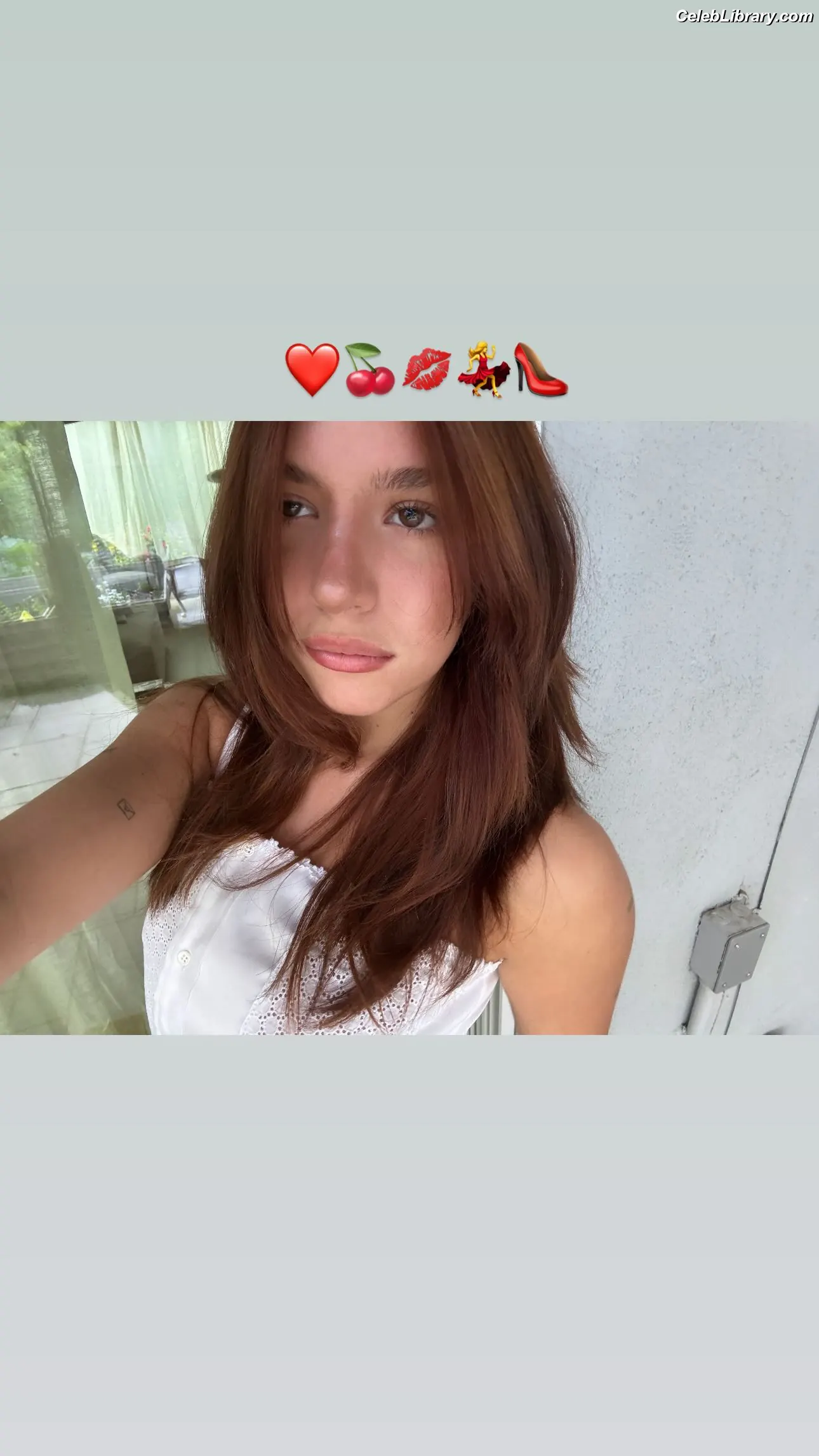 Mackenzie Ziegler photo 4 of 1166