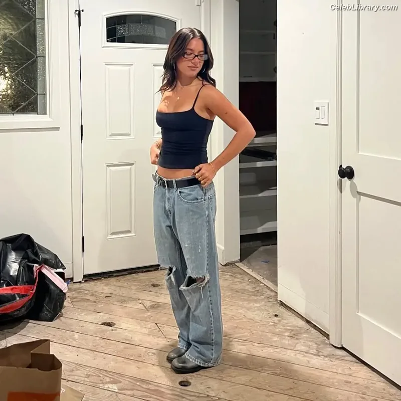 Mackenzie Ziegler photo 22 of 1167