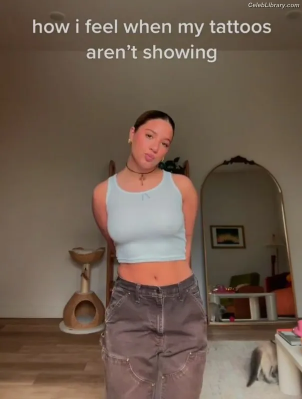 Mackenzie Ziegler photo 15 of 1167