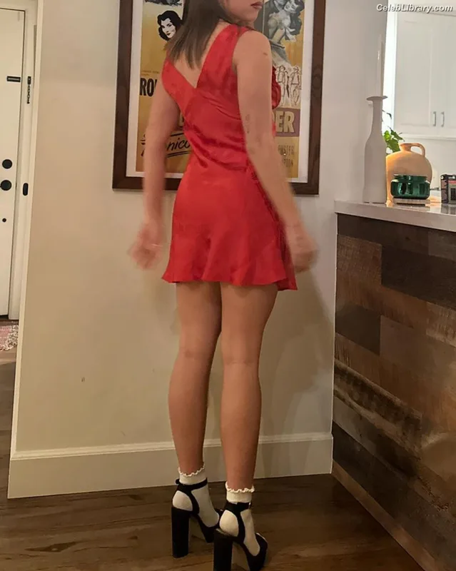 Mackenzie Ziegler photo 14 of 1167