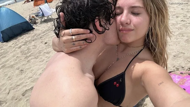 Mackenzie Ziegler photo 13 of 1167