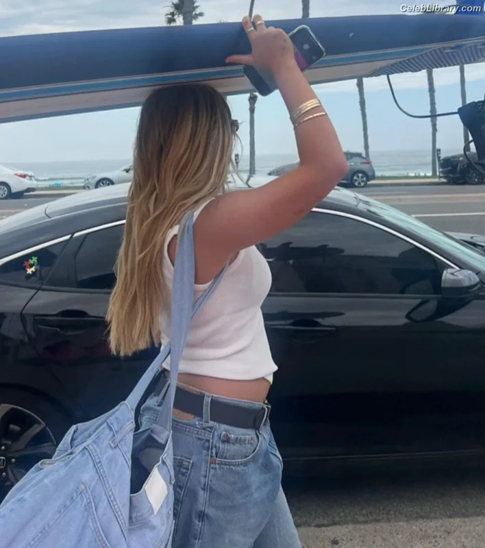 Mackenzie Ziegler photo 19 of 1167