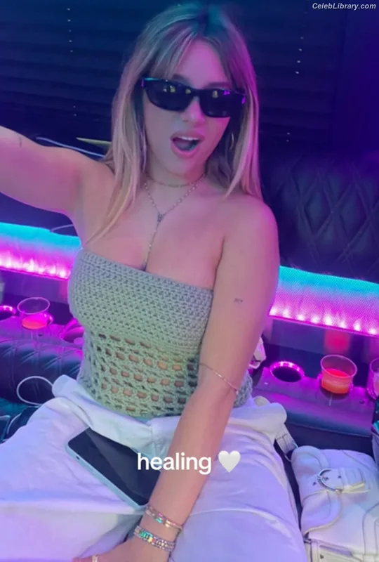 Mackenzie Ziegler photo 19 of 1167