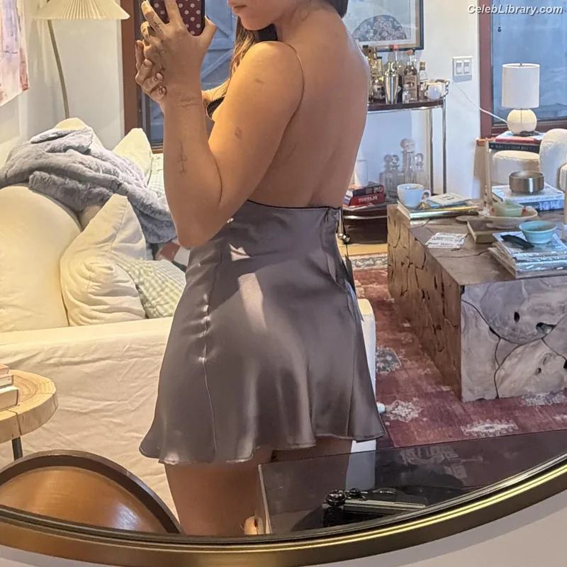 Mackenzie Ziegler photo 15 of 1167