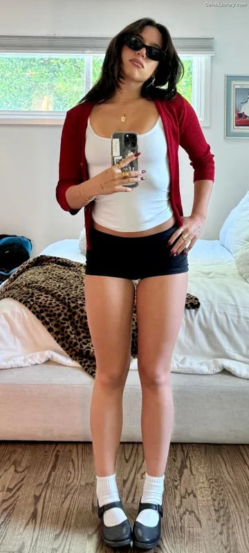 Mackenzie Ziegler photo 14 of 1167