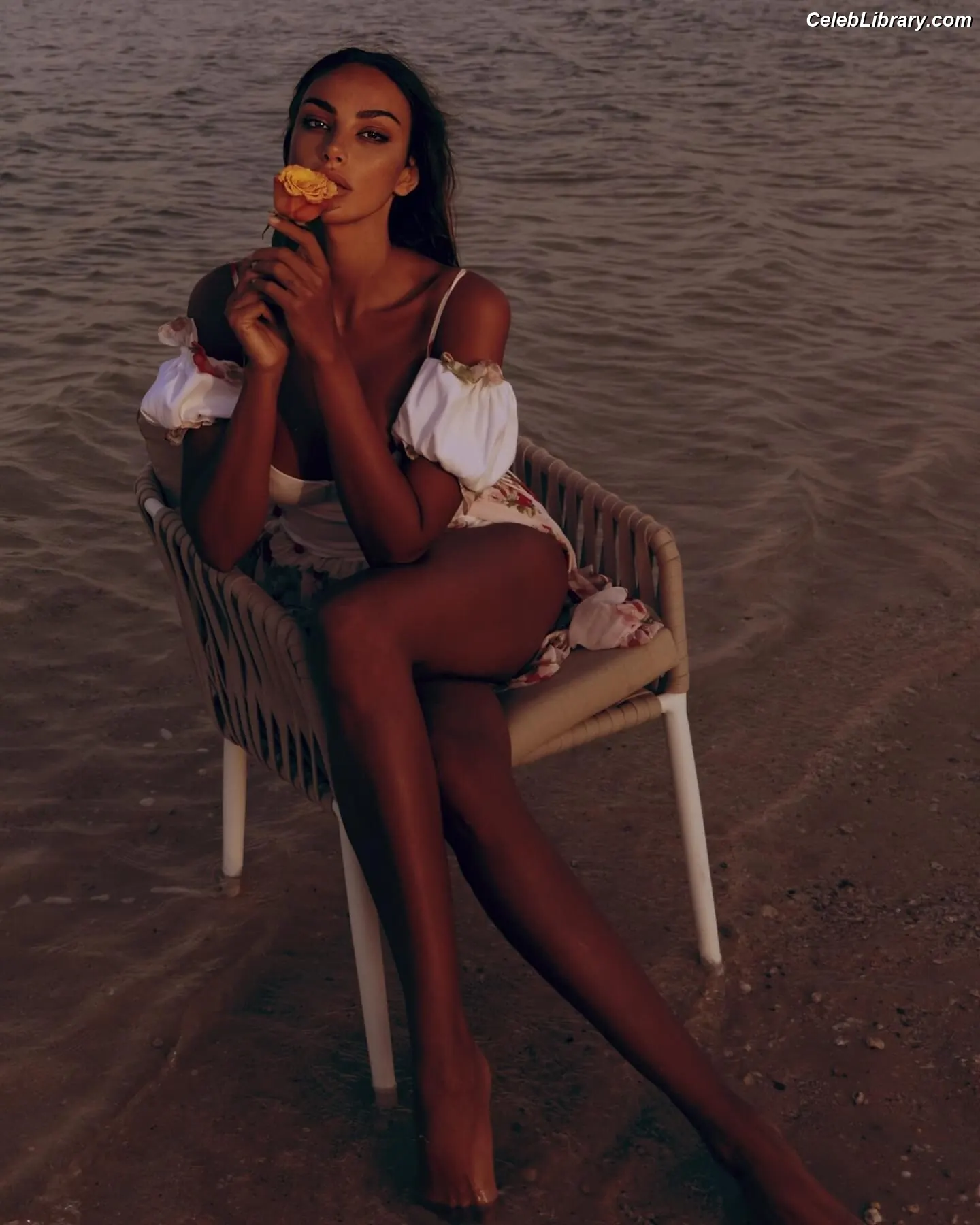 Madalina Diana Ghenea photo 19 of 103