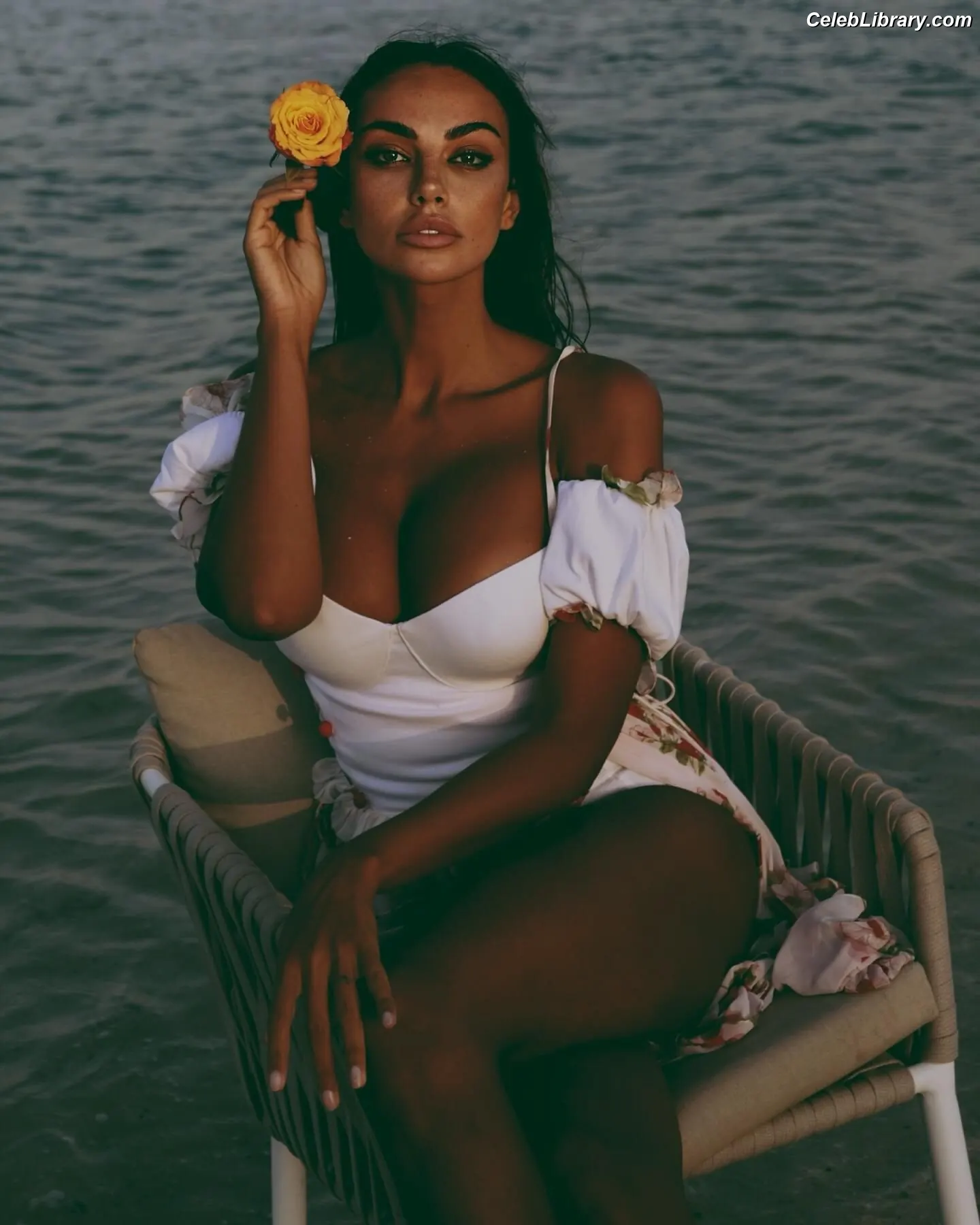 Madalina Diana Ghenea photo 20 of 103