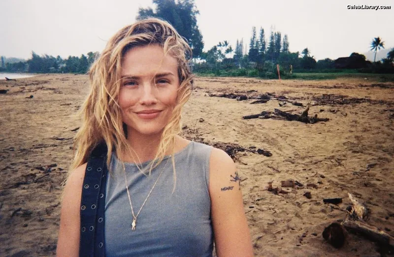 Maddie Hasson photo 2 of 66