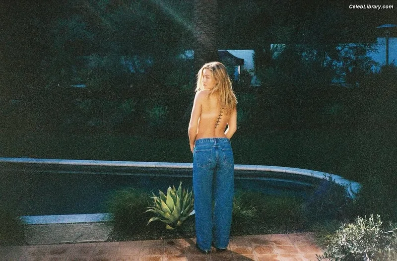 Maddie Hasson photo 4 of 66