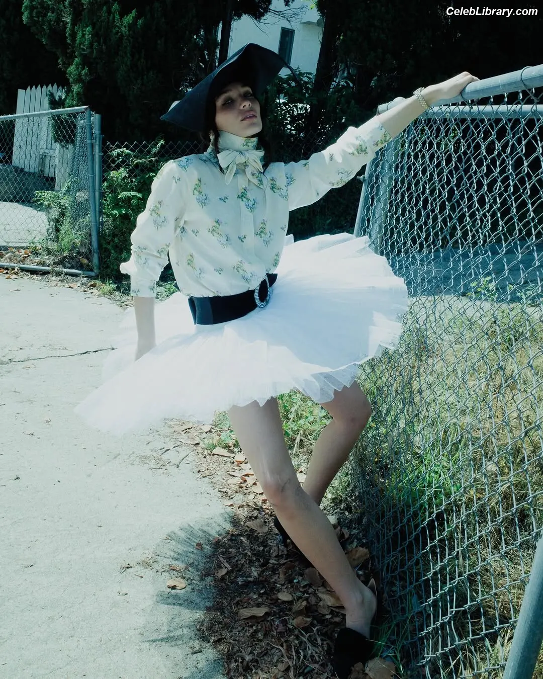 Maddie Ziegler photo 20 of 1036