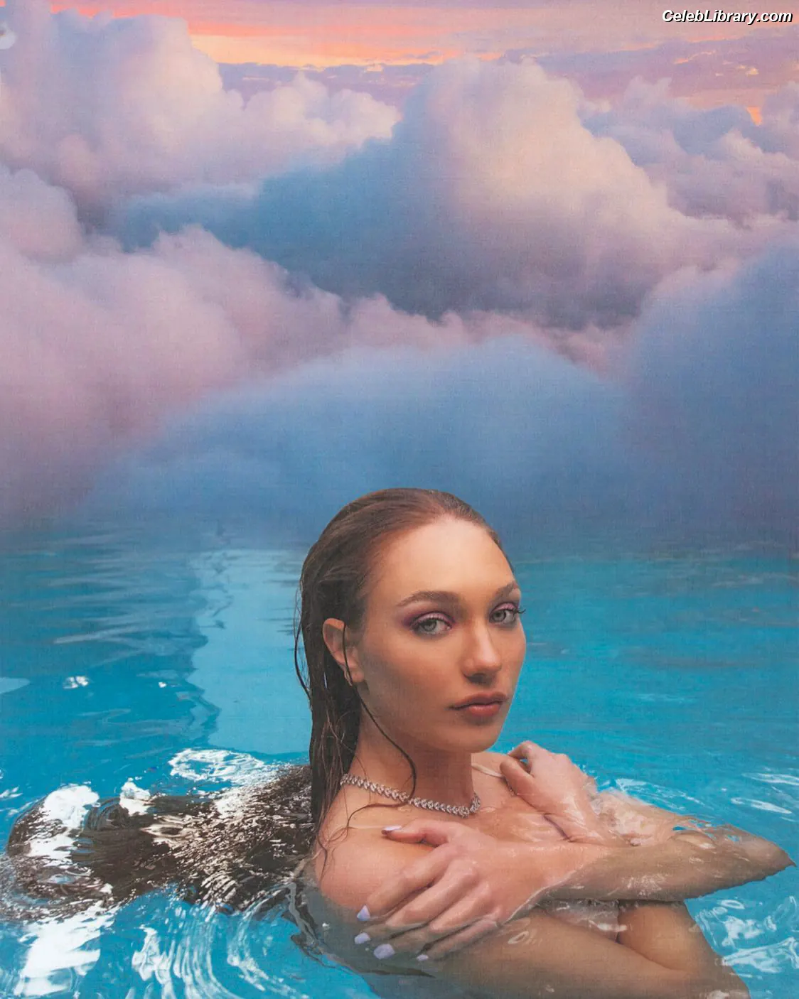 Maddie Ziegler photo 11 of 1036