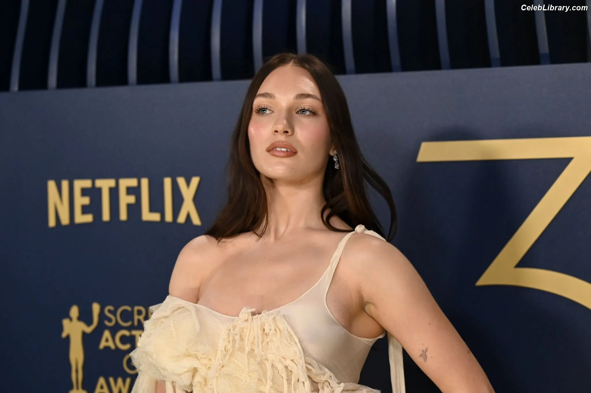 Maddie Ziegler photo 16 of 1036