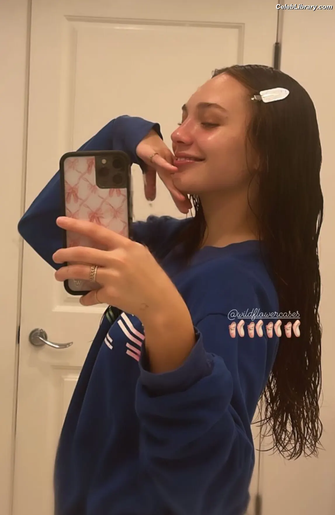 Maddie Ziegler photo 14 of 1036