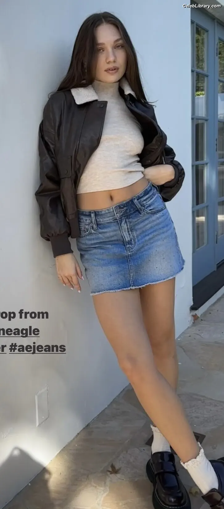 Maddie Ziegler photo 24 of 1036