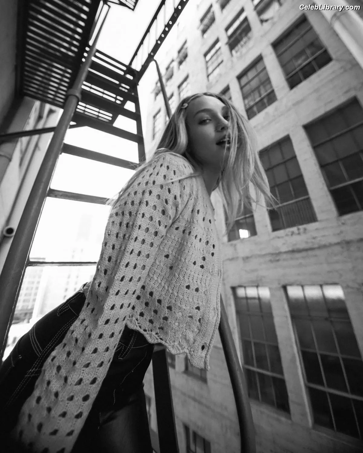 Maddie Ziegler photo 18 of 1036