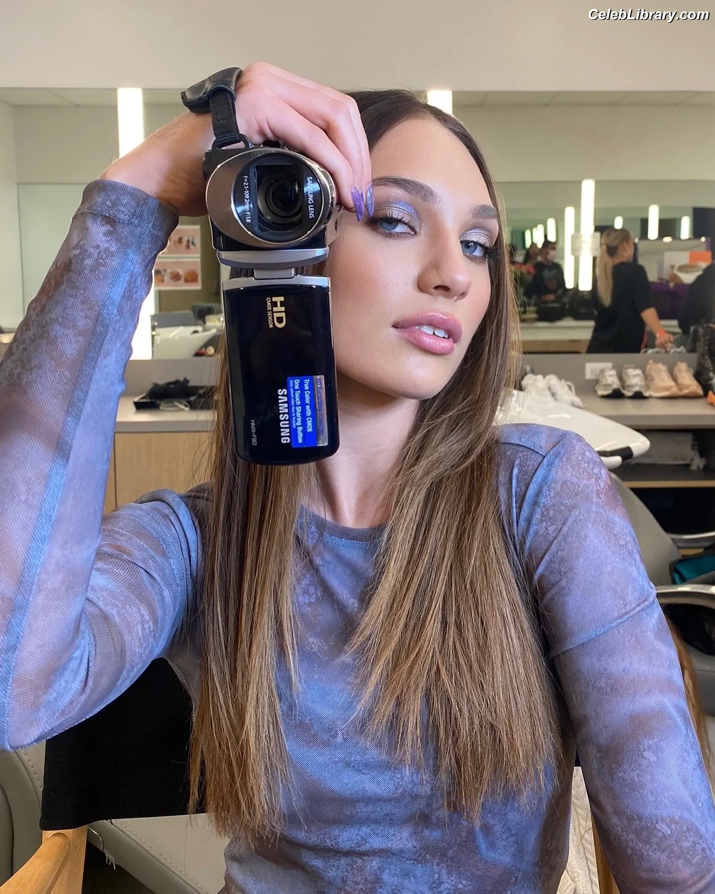 Maddie Ziegler photo 10 of 1036