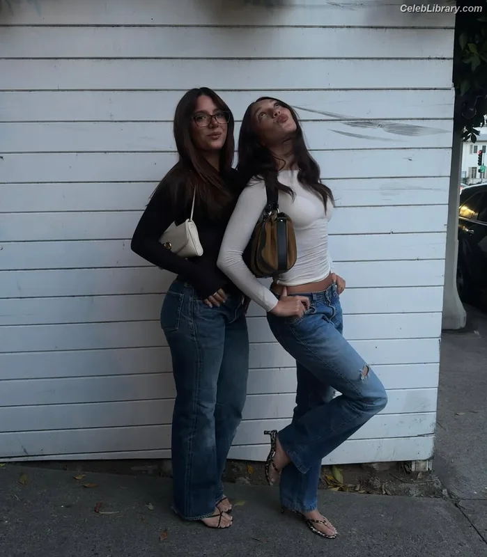 Maddie Ziegler photo 1 of 1039