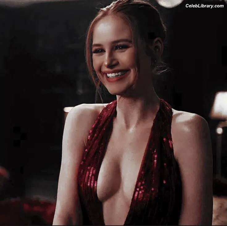 Madelaine Petsch photo 21 of 1789