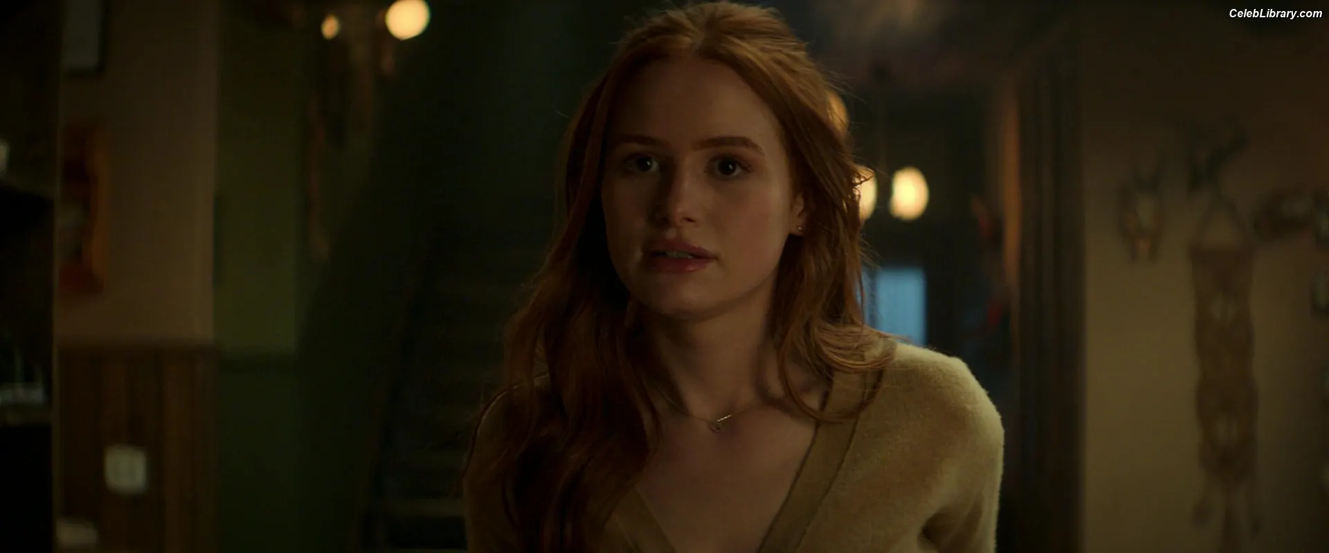 Madelaine Petsch photo 4 of 1789