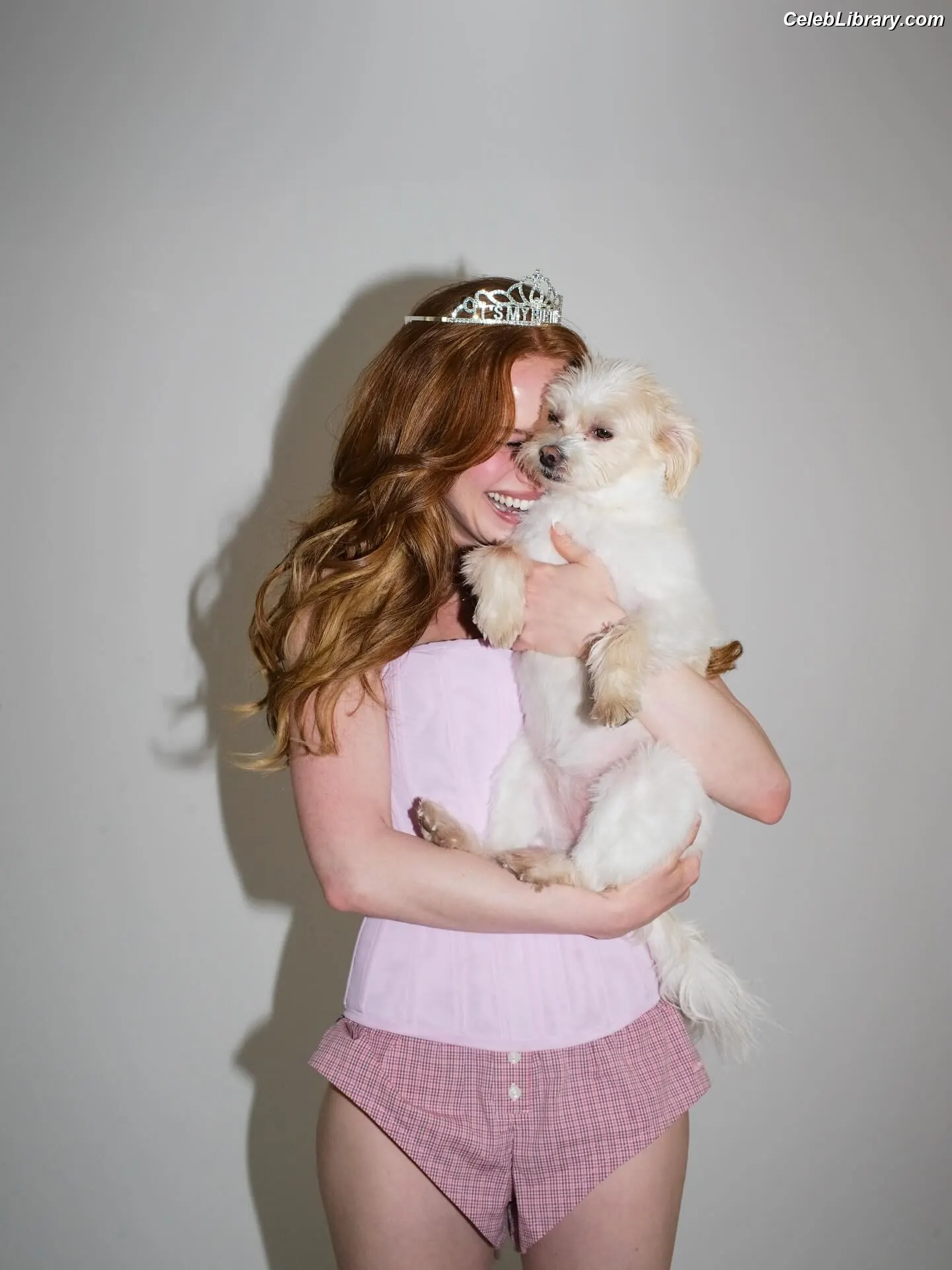 Madelaine Petsch photo 4 of 1789