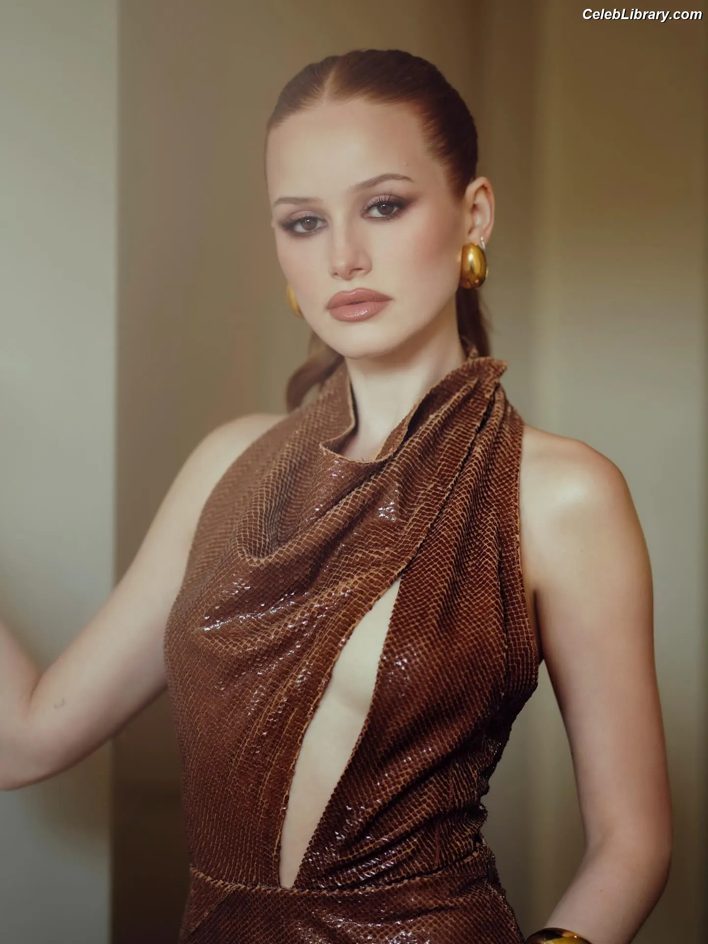 Madelaine Petsch photo 14 of 1789