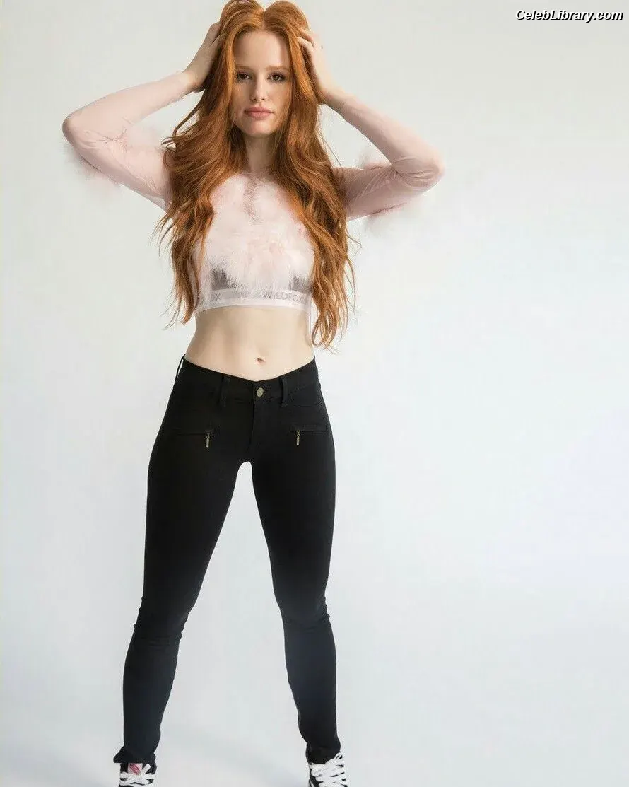 Madelaine Petsch photo 12 of 1789
