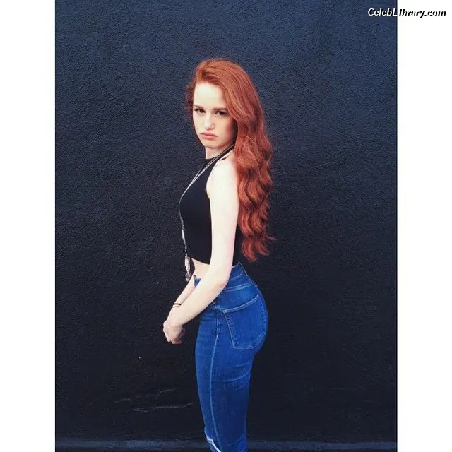 Madelaine Petsch photo 19 of 1789