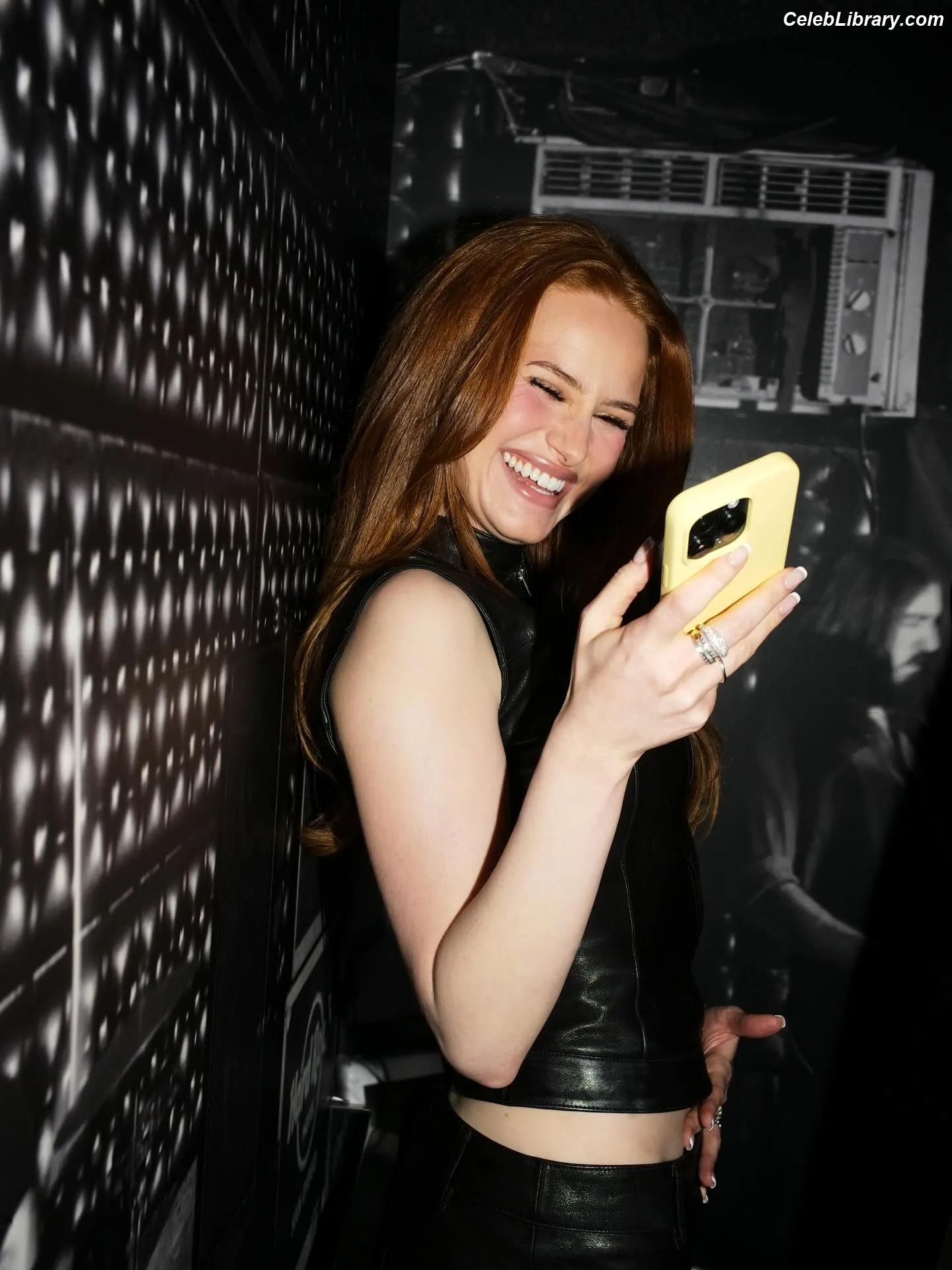 Madelaine Petsch photo 9 of 1789